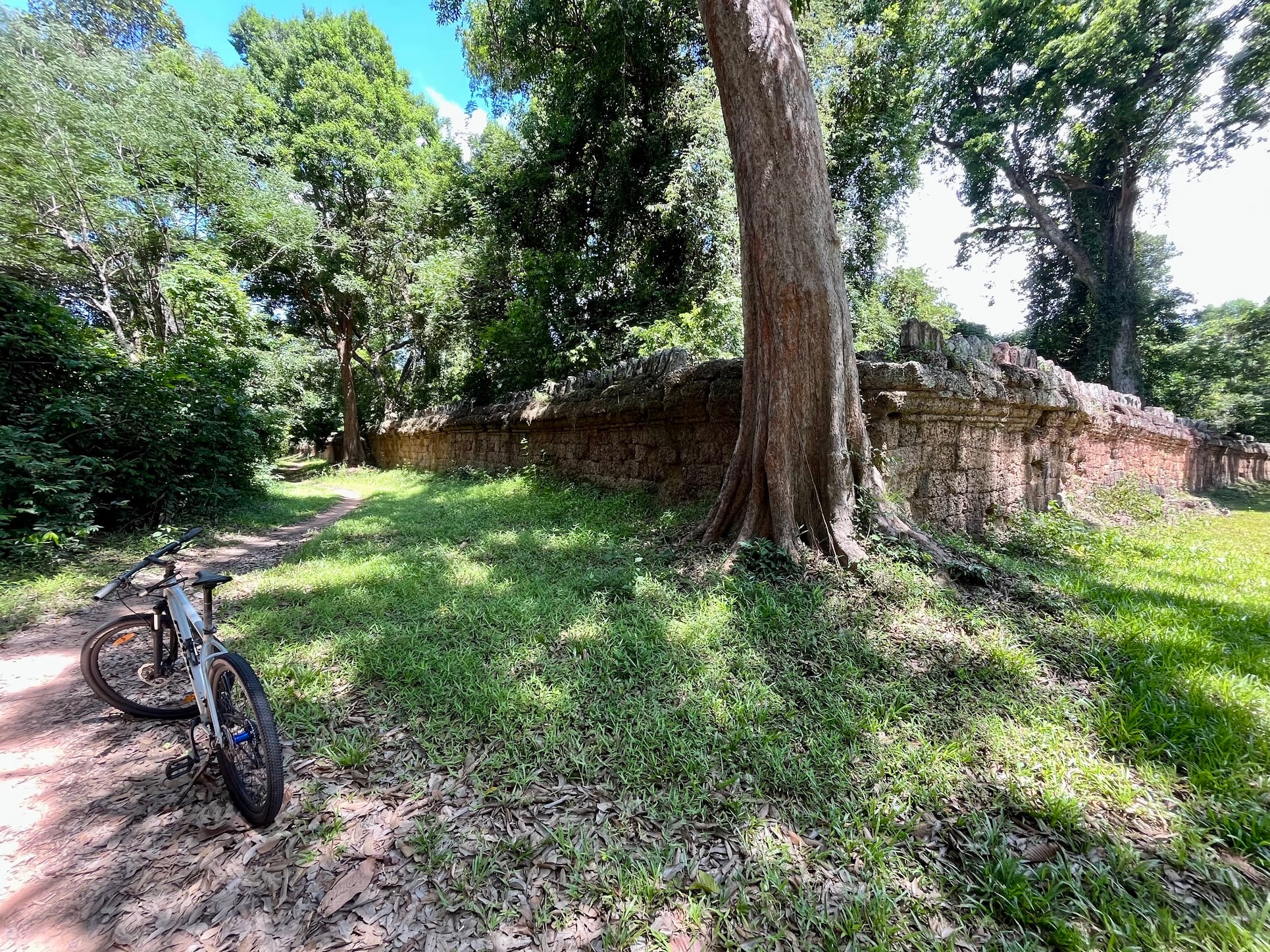 Angkor Temples Outer Loop - Photo 5